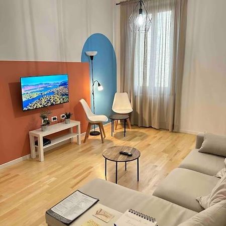 Appartement Trilocale Nuovo Via Palazzuolo à Florence Extérieur photo